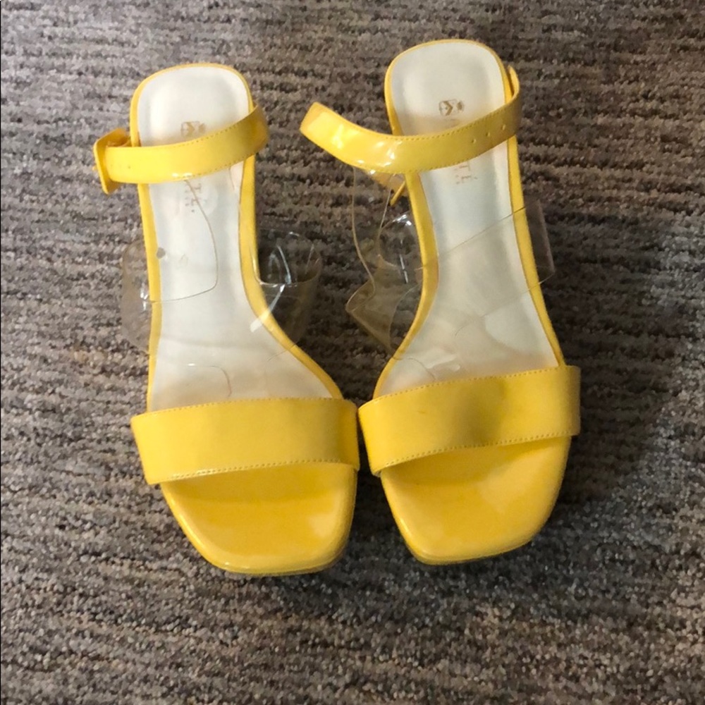 Women’s vintage shoes